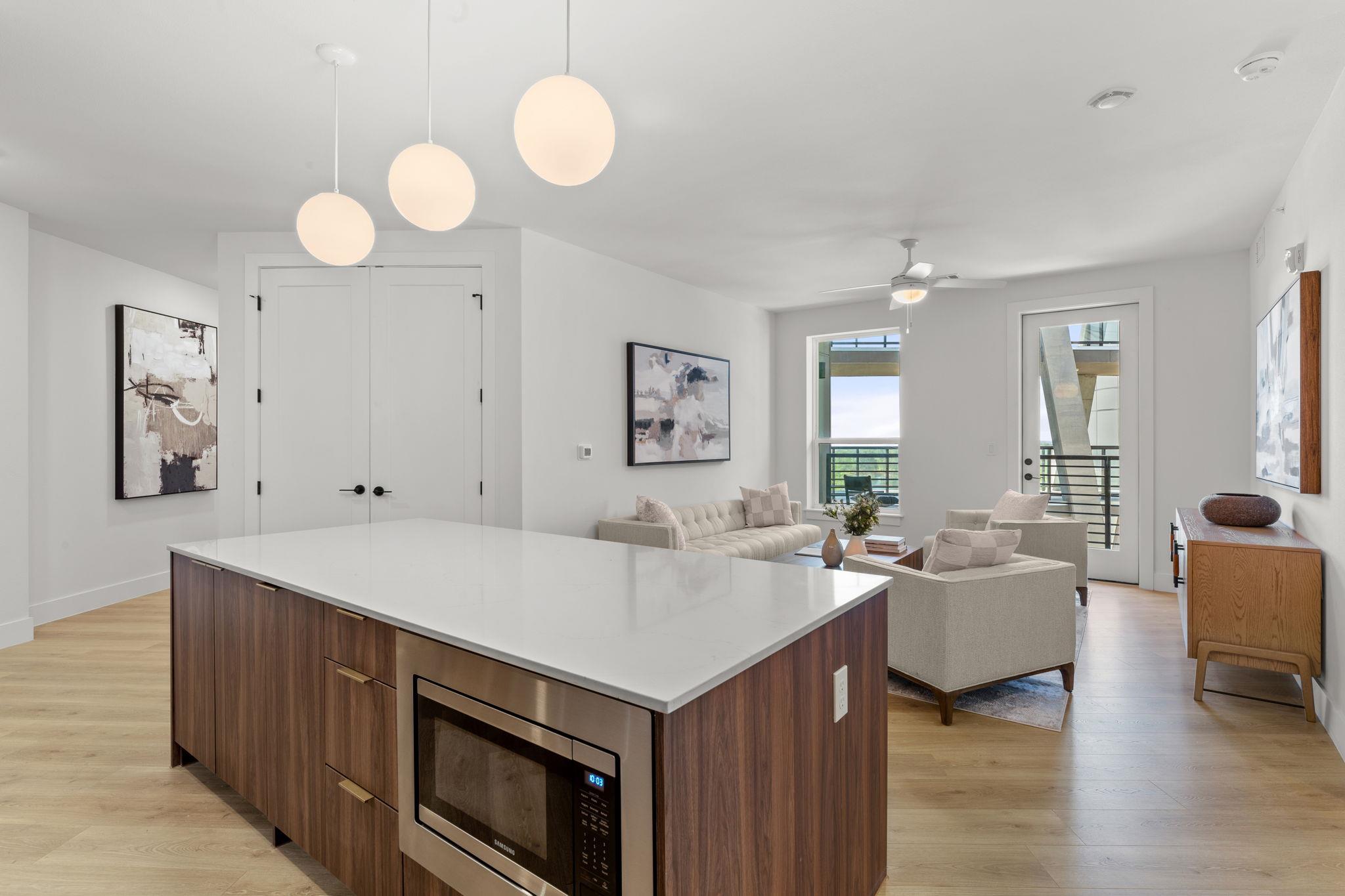 1701 Simond Ave 546