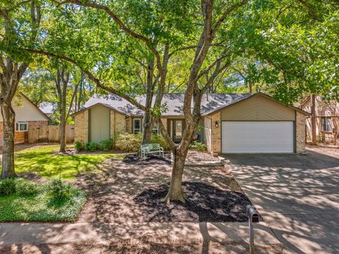 4505 Bridlewood DR Austin TX 78727