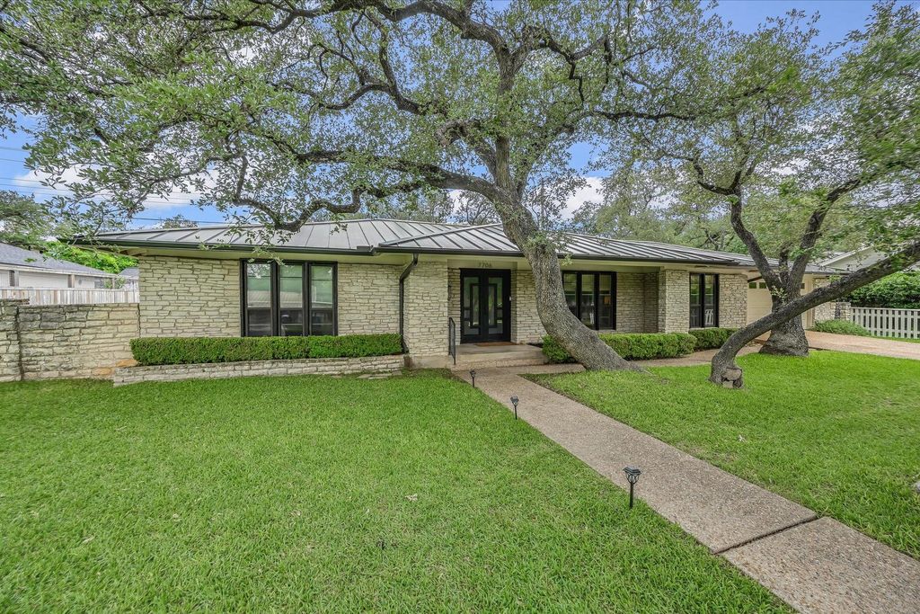 Photo of 7706 Shadyrock DR, Austin, TX 78731 (MLS # 1717532)