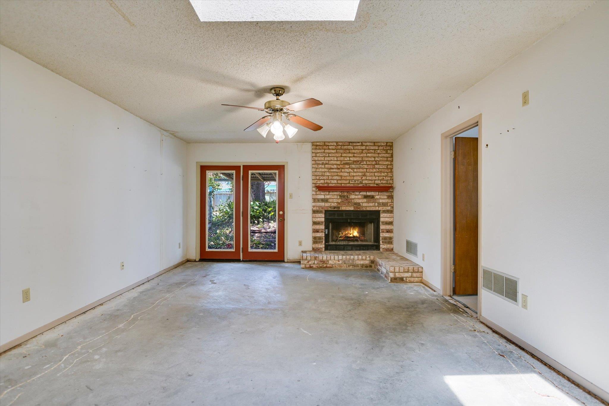 1503 Desert Quail LN