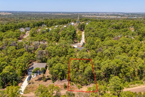 Photo of 168 Molokini DR, Bastrop, TX 78602 (MLS # 9583062)