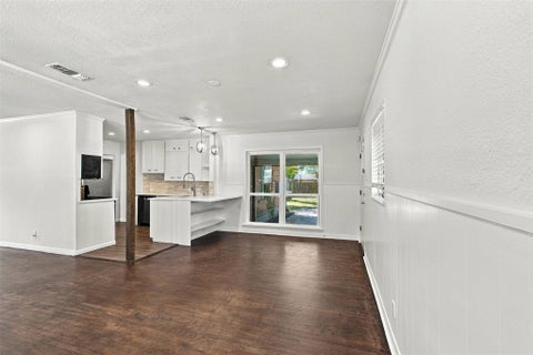 Tiny photo for 1419 Cloverleaf DR, Austin, TX 78723 (MLS # 1239105)