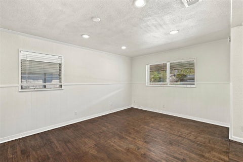 Tiny photo for 1419 Cloverleaf DR, Austin, TX 78723 (MLS # 1239105)