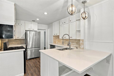 Tiny photo for 1419 Cloverleaf DR, Austin, TX 78723 (MLS # 1239105)