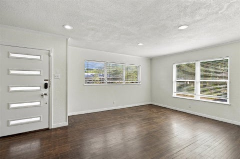 Tiny photo for 1419 Cloverleaf DR, Austin, TX 78723 (MLS # 1239105)