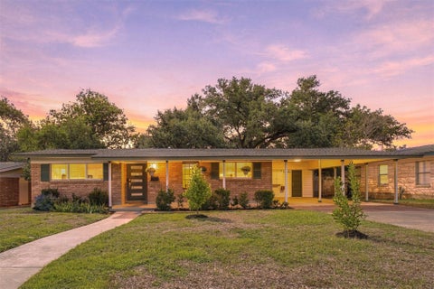 Tiny photo for 1419 Cloverleaf DR, Austin, TX 78723 (MLS # 1239105)