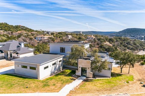 Photo of 17709 Hunters HOLW, Jonestown, TX 78645 (MLS # 6283413)