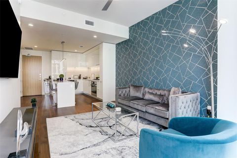 Photo of 44 E Avenue Ave #1502, Austin, TX 78701 (MLS # 1412890) Photo of 44 E Avenue Ave #1502, Austin, TX 78701 (MLS # 1412890)