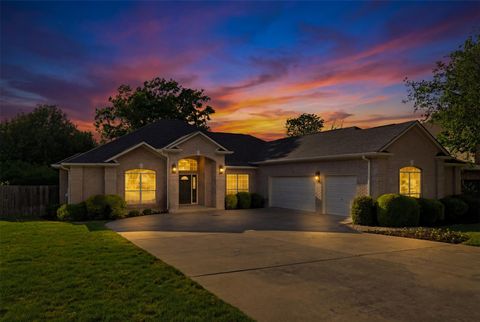 Photo of 1156 Huntington TRL, Round Rock, TX 78664 (MLS # 9193518)