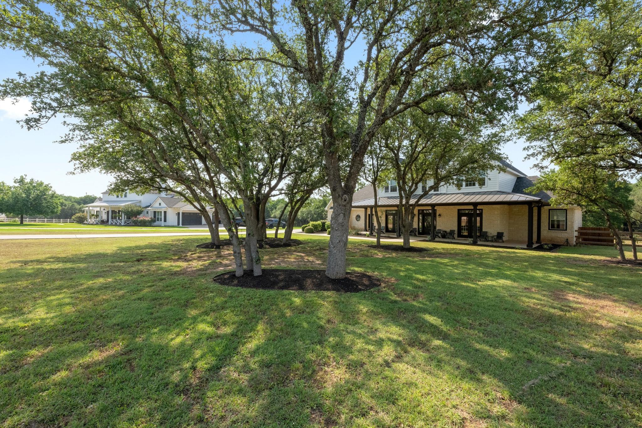 140 Vincas Shadow CT