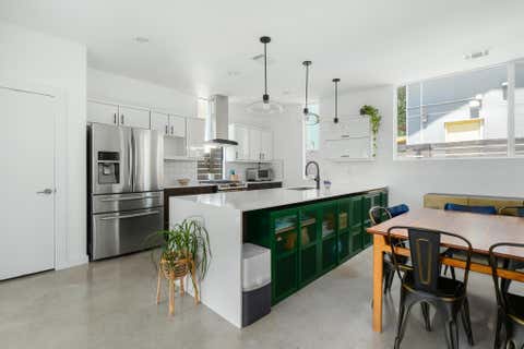 Photo of 1606 Salina ST, Austin, TX 78702 (MLS # 2949655)