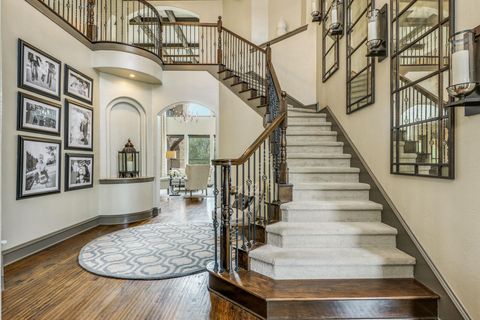 Tiny photo for 2104 University Club DR, Austin, TX 78732 (MLS # 2576333)