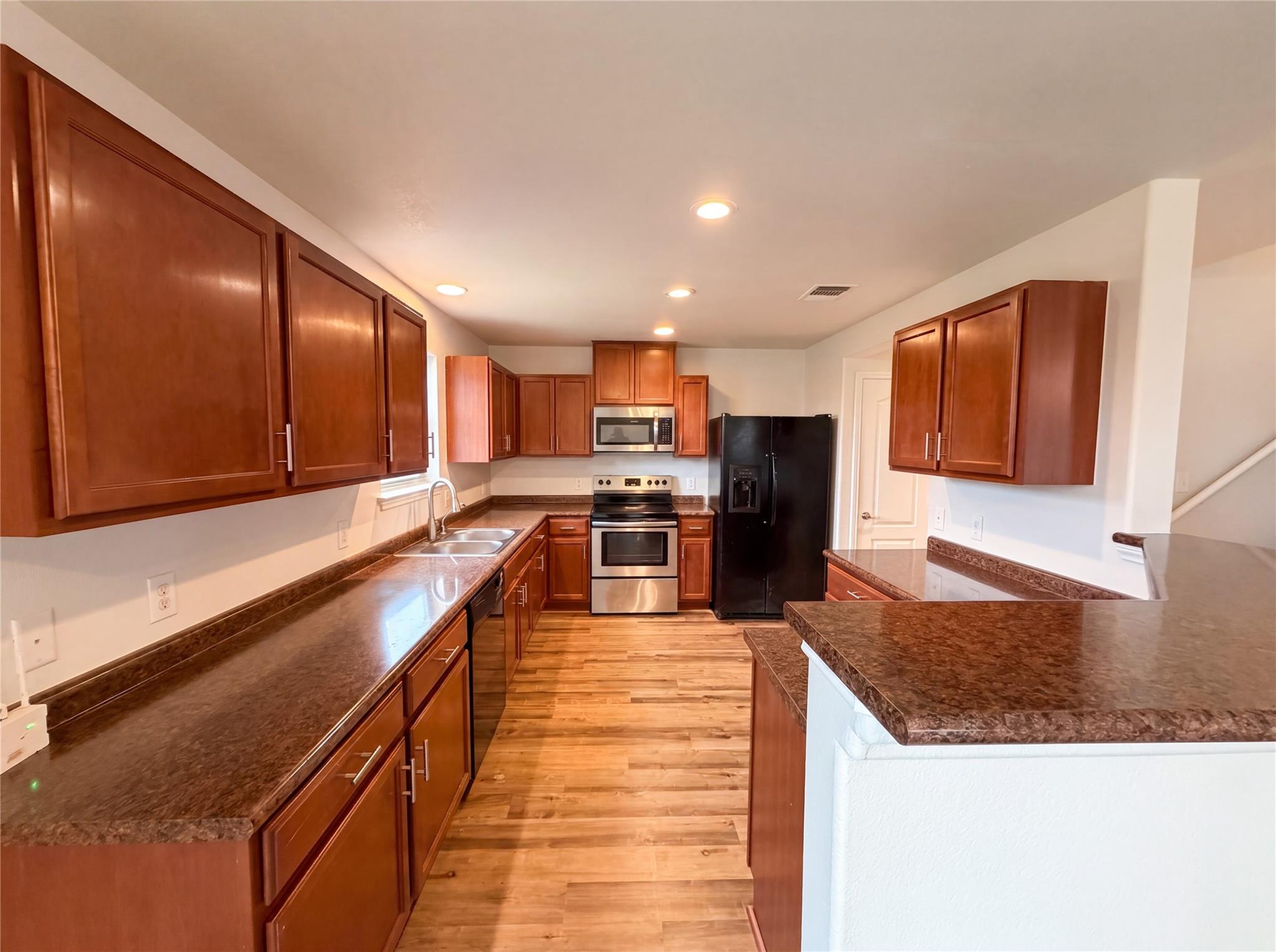 6009 Randleman DR