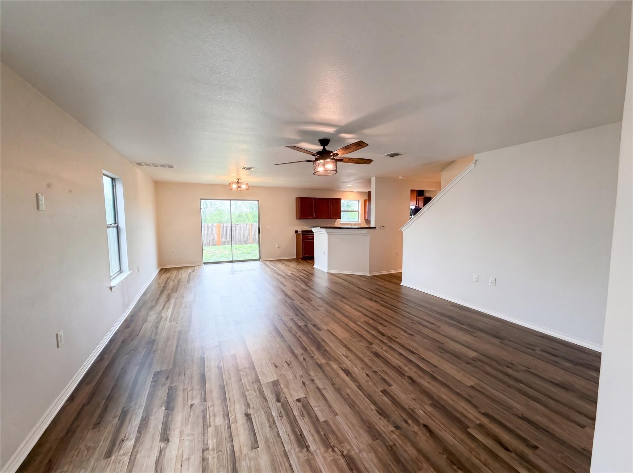 6009 Randleman DR