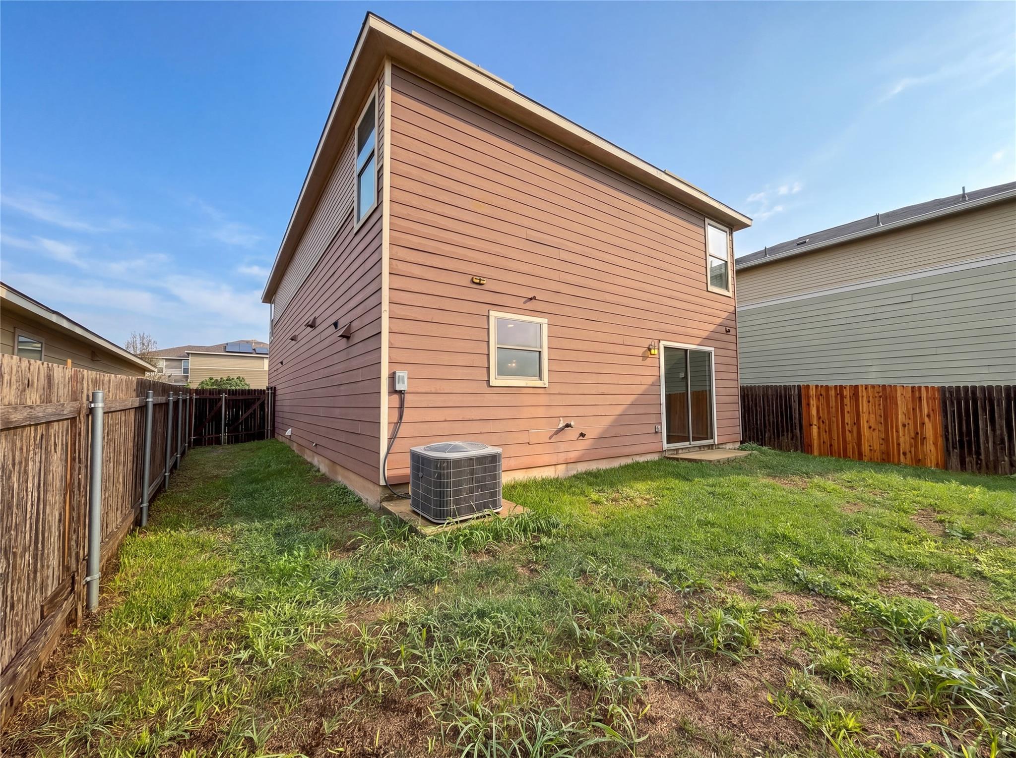 6009 Randleman DR