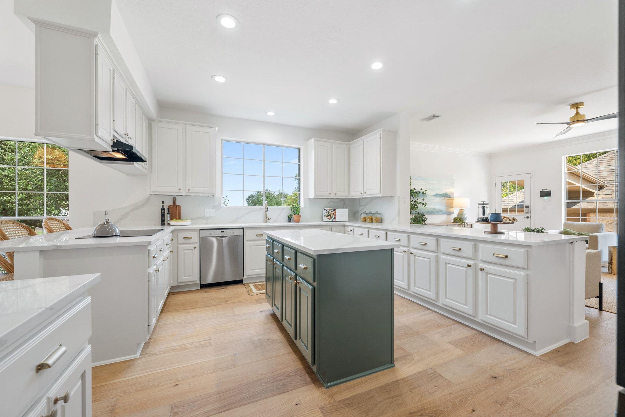 3003 Napa DR
