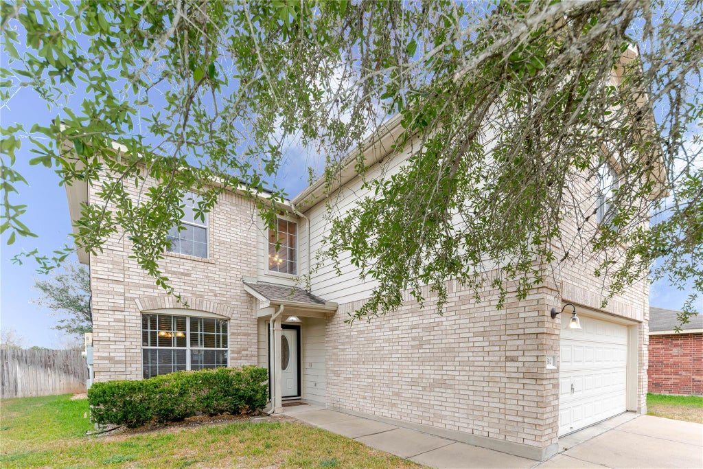 Photo of 310 Antelope TRL, Bastrop, TX 78602 (MLS # 5181175)