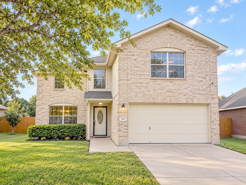 Photo of 310 Antelope TRL, Bastrop, TX 78602 (MLS # 5181175)