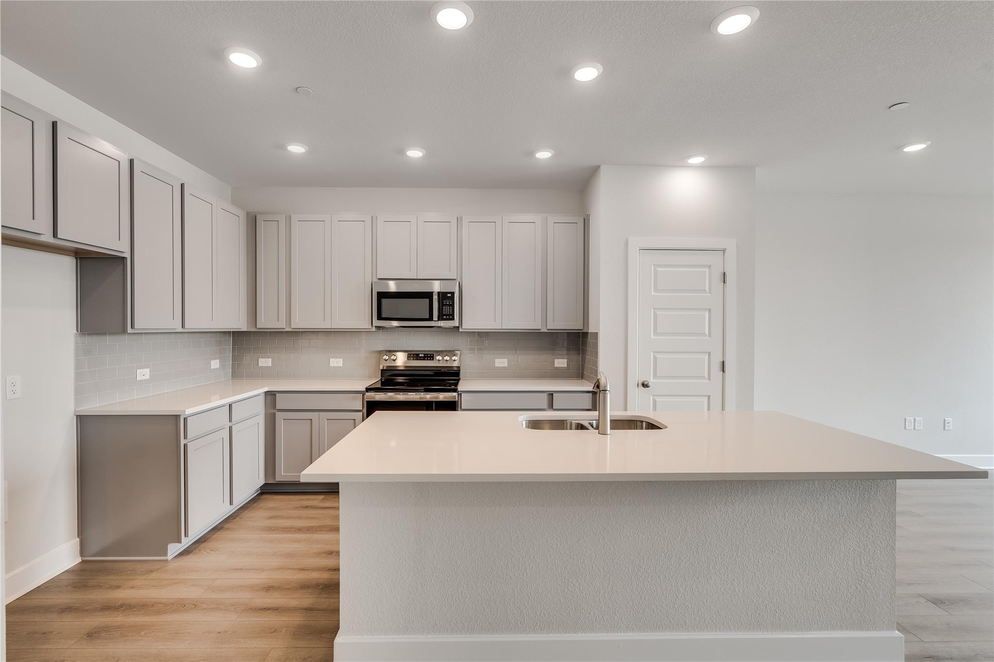 509 Emory Crossing BLVD