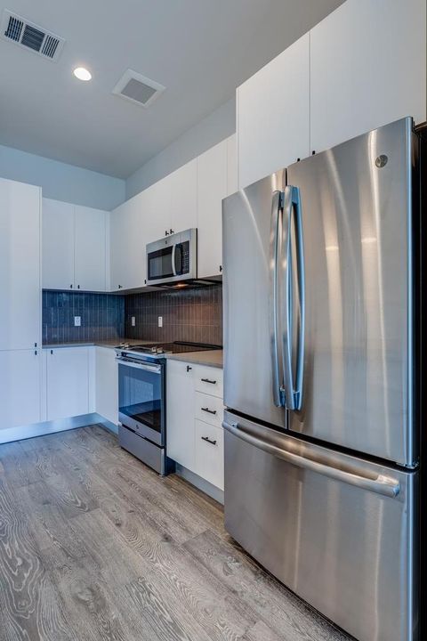 Tiny photo for 800 Embassy DR #233, Austin, TX 78702 (MLS # 7243790)