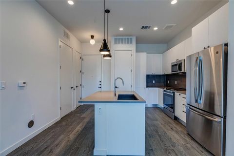 Tiny photo for 800 Embassy DR #233, Austin, TX 78702 (MLS # 7243790)