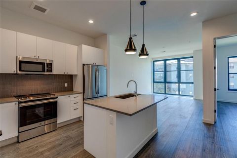 Tiny photo for 800 Embassy DR #233, Austin, TX 78702 (MLS # 7243790)