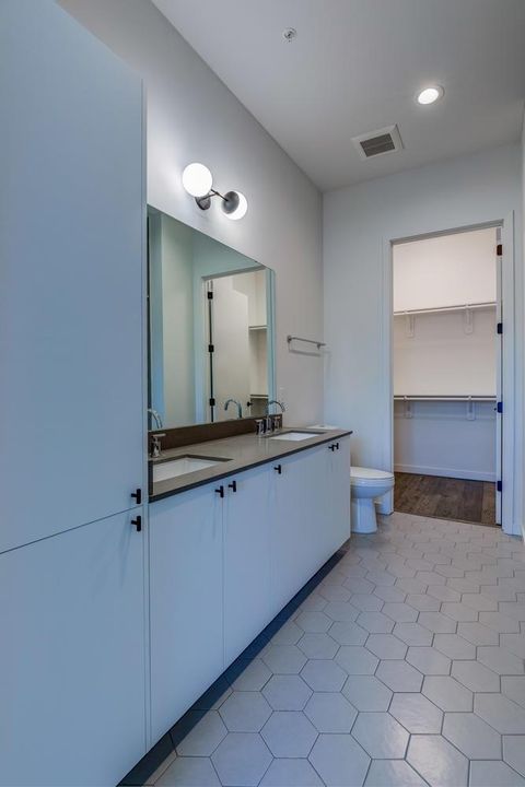Tiny photo for 800 Embassy DR #233, Austin, TX 78702 (MLS # 7243790)