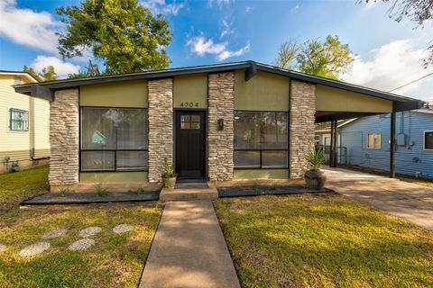 Tiny photo for 4704 Oak Cliff DR, Austin, TX 78721 (MLS # 4027849)
