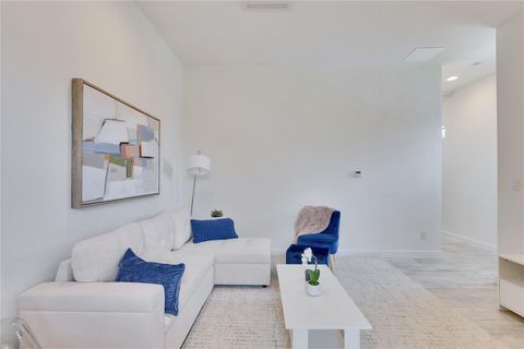 Photo of 808 E Lydia ST, Austin, TX 78702 (MLS # 5658367)