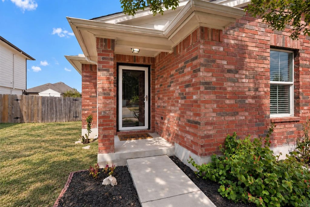 Photo of 324 Almquist ST, Hutto, TX 78634 (MLS # 2165851)