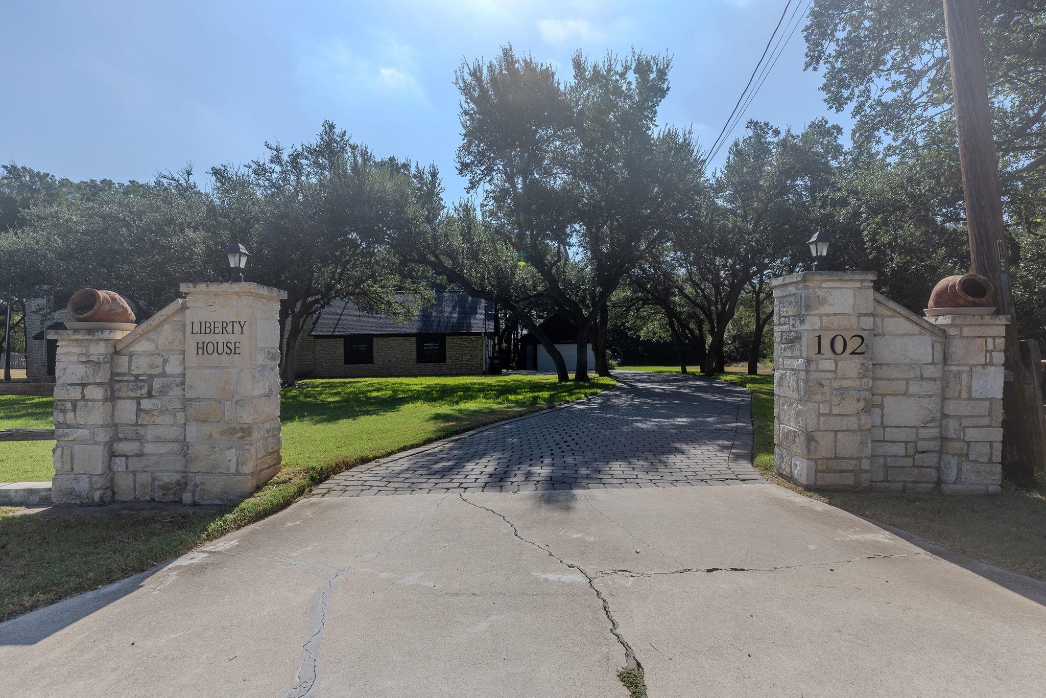 102 Independence DR