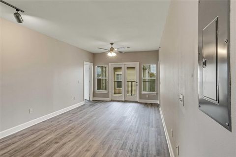 Tiny photo for 1901 Crossing PL #2302, Austin, TX 78741 (MLS # 4635812)