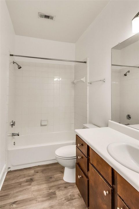 Tiny photo for 1901 Crossing PL #2302, Austin, TX 78741 (MLS # 4635812)