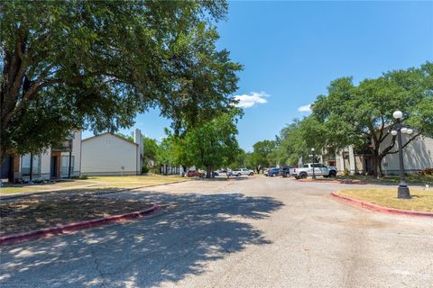 Tiny photo for 1845 River Crossing CIR #C, Austin, TX 78741 (MLS # 9684563)