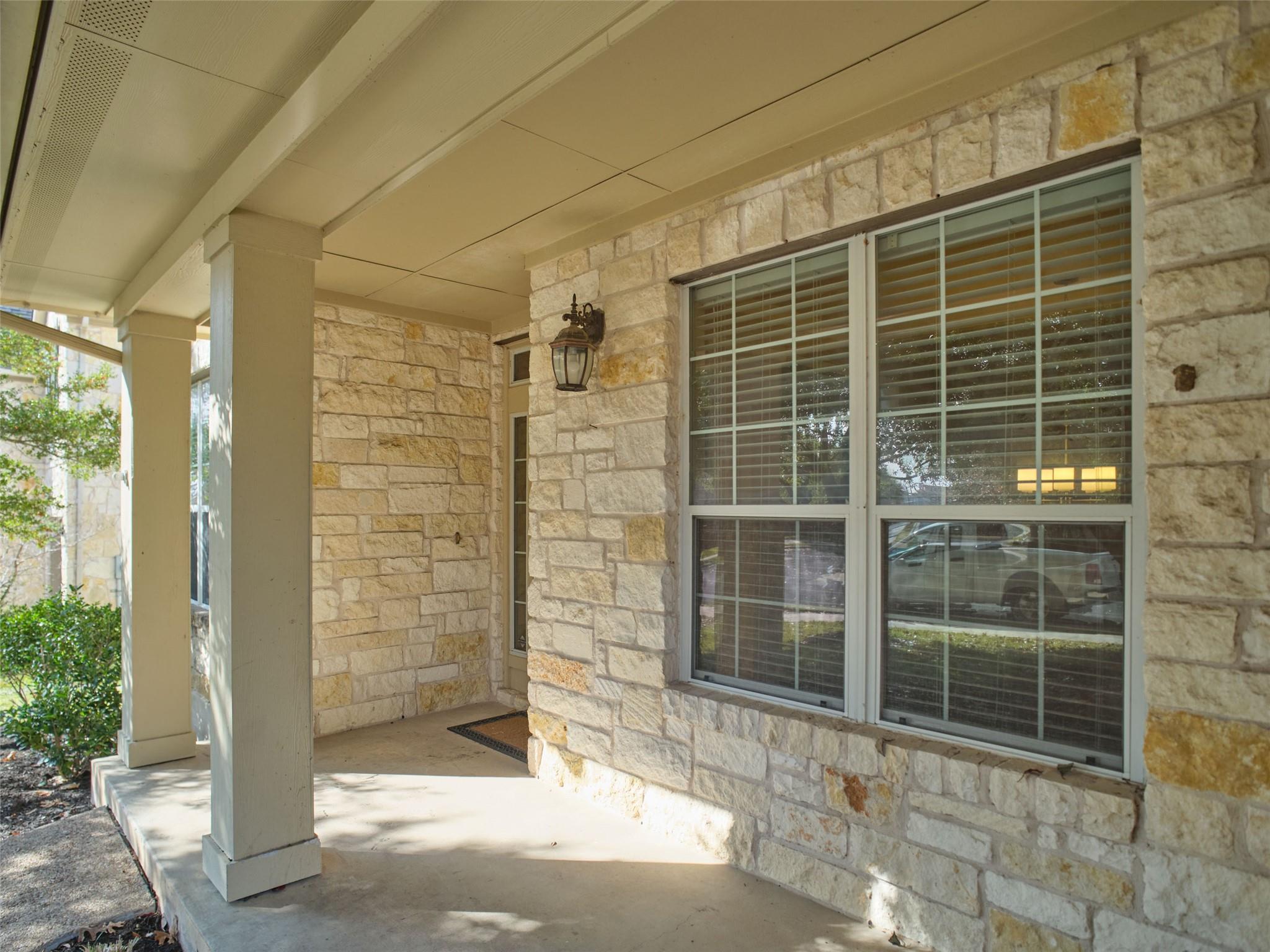 1116 Hillridge DR