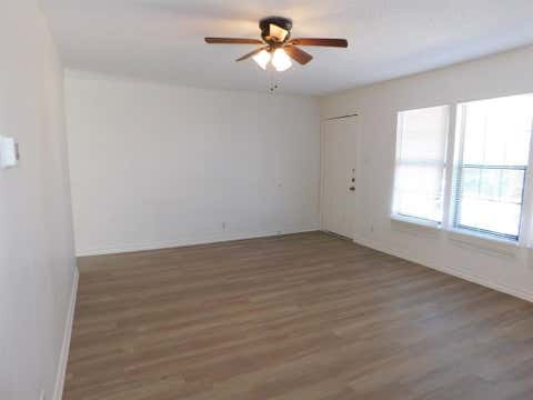 Photo of 1002 Southwalk ST #D, Georgetown, TX 78626 (MLS # 9445342)