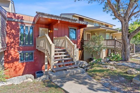 Photo of 111 Comanche PT, Point Venture, TX 78645 (MLS # 5338047)