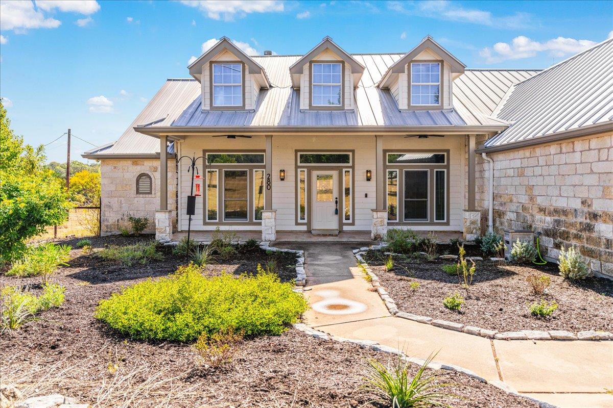 280 QUARTERHORSE DR