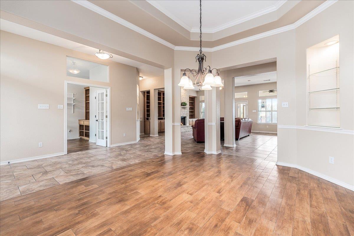 280 QUARTERHORSE DR
