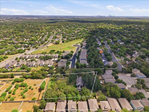 Photo of 2907 Cameron LOOP, Austin, TX 78745 (MLS # 7522605)
