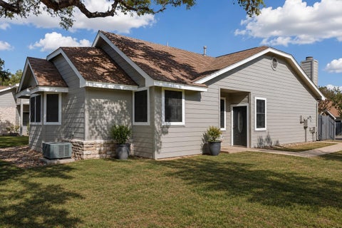Photo of 6501 Brush Country RD #109, Austin, TX 78749 (MLS # 8620929)
