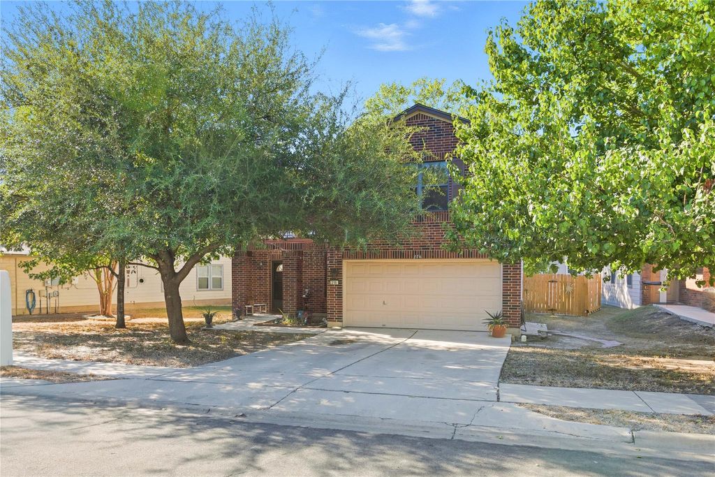 Photo of 216 Capistrano DR, San Marcos, TX 78666 (MLS # 3188658)