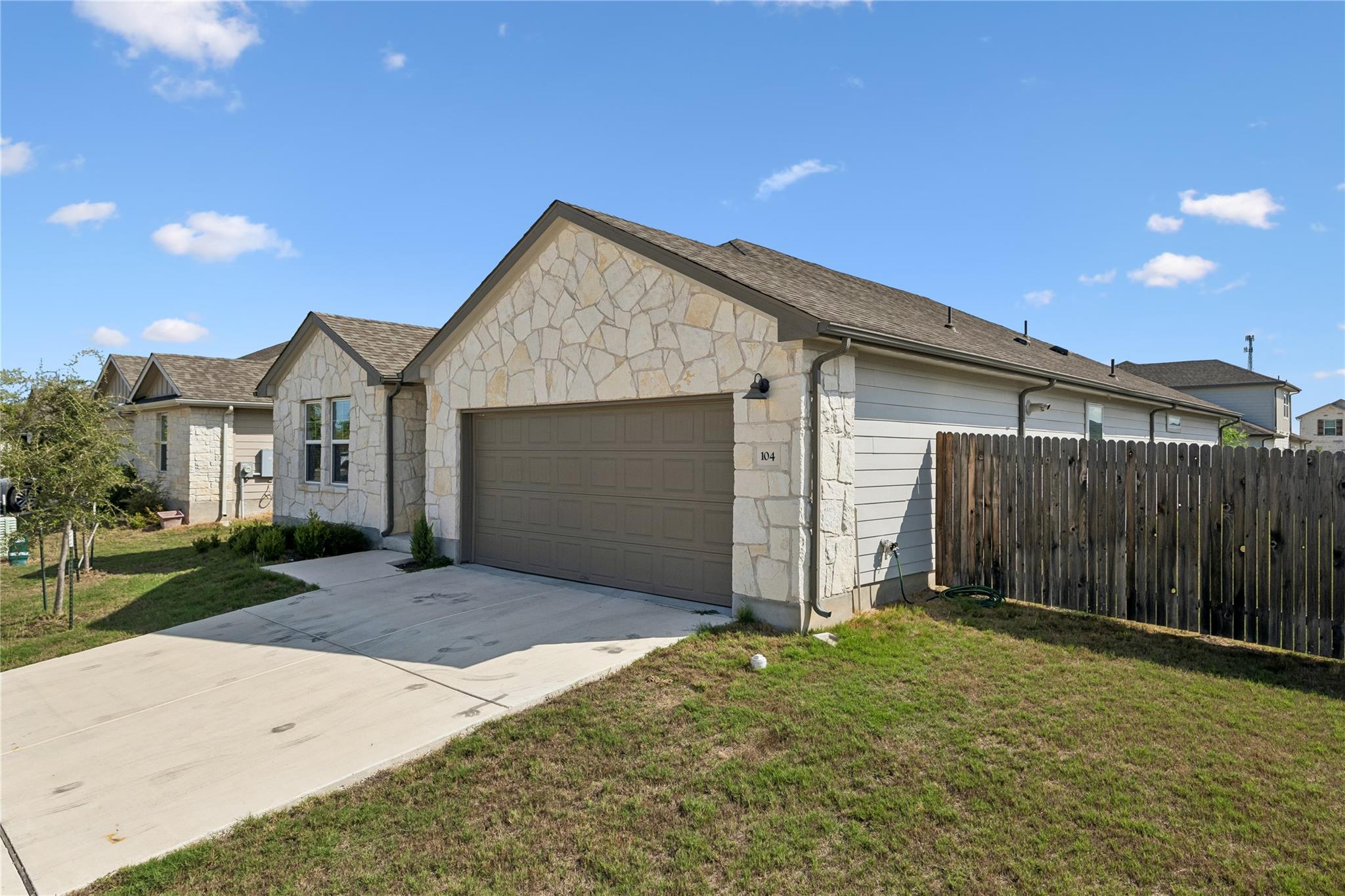 104 Greenspire Downs DR