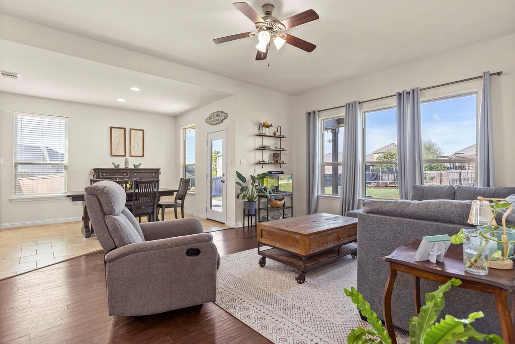 Photo of 8012 Arbia CV, Round Rock, TX 78665 (MLS # 8223563)