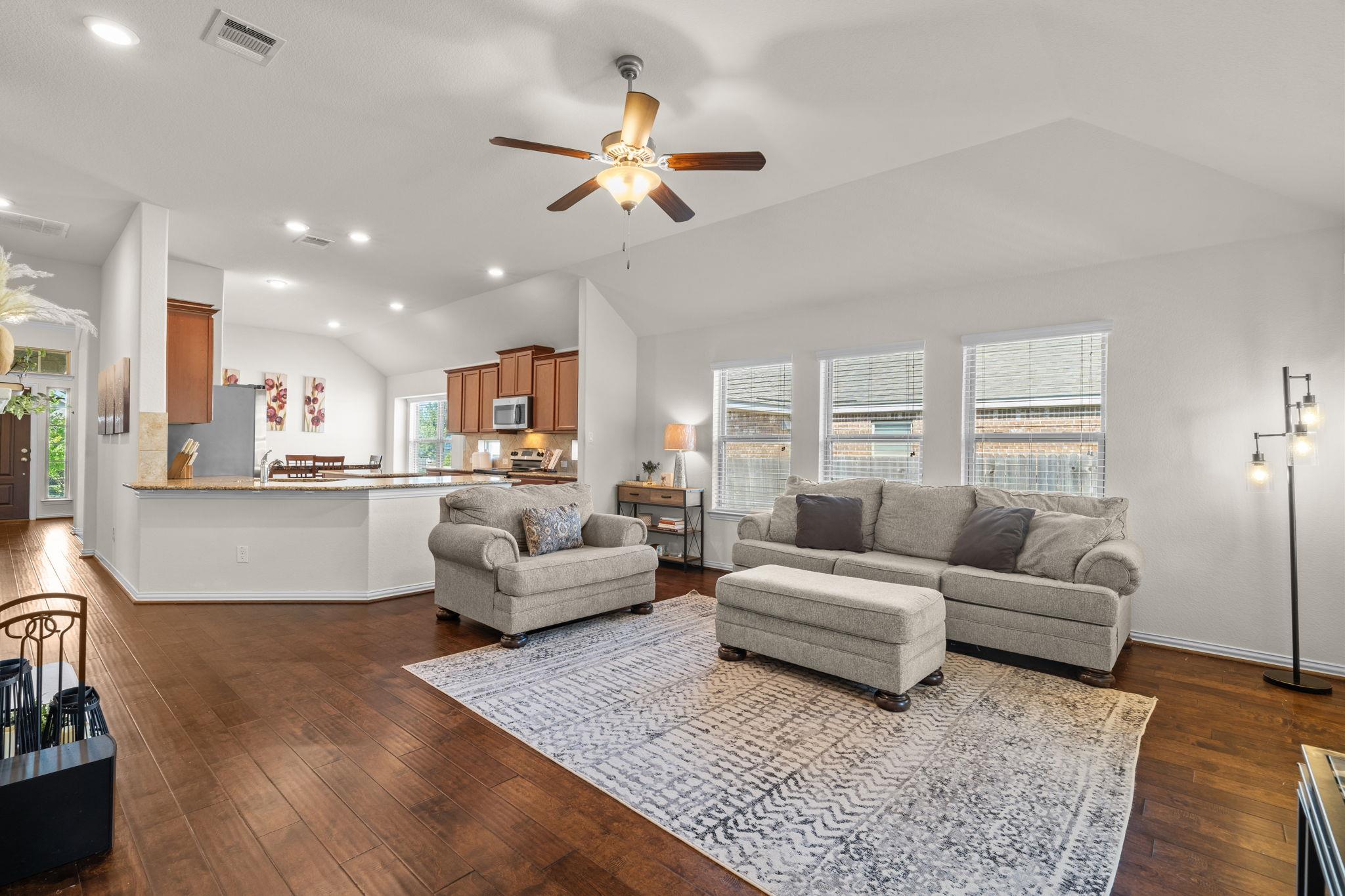 1104 Arvada DR