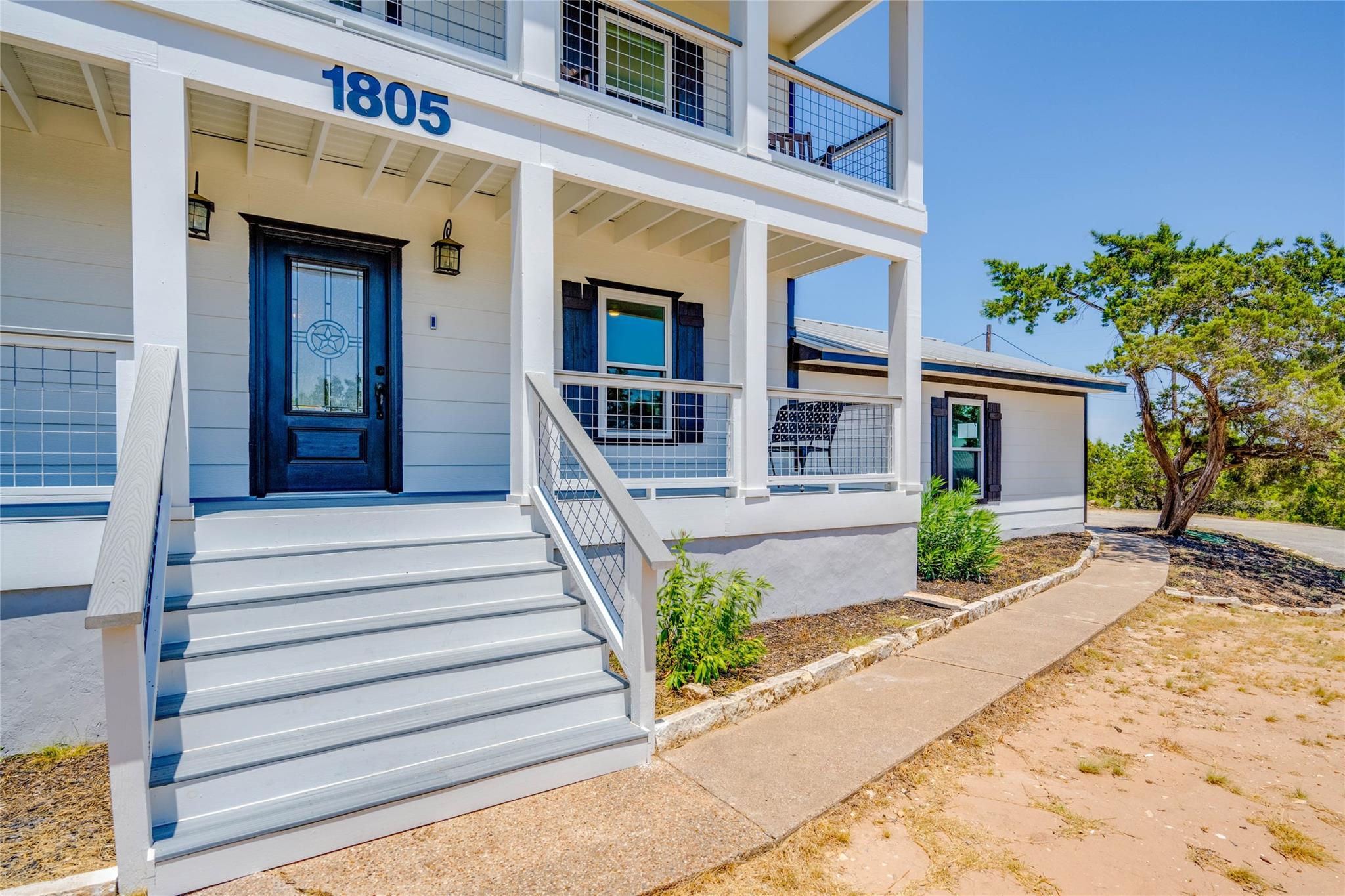 1805 Spring Valley DR