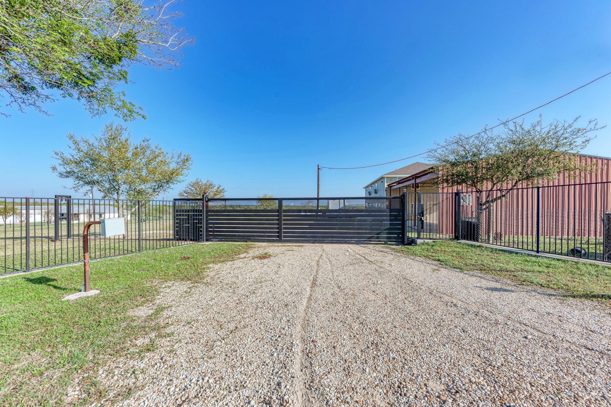 7804 Overstreet CIR