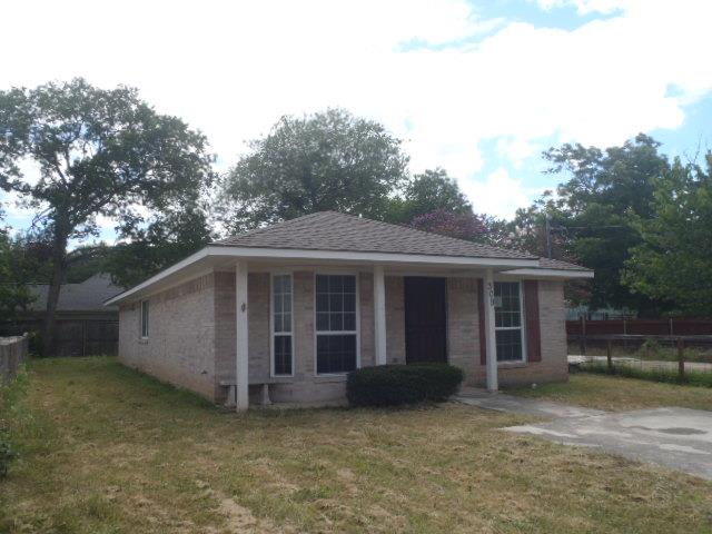 309 Ellis ST