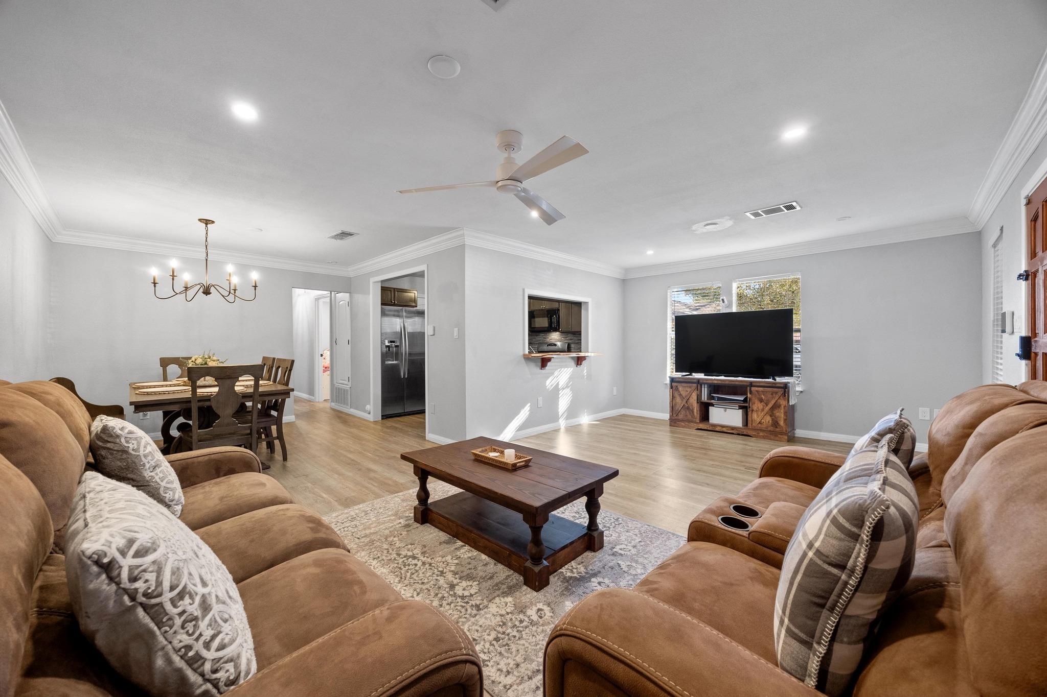 1006 E Liberty Ave