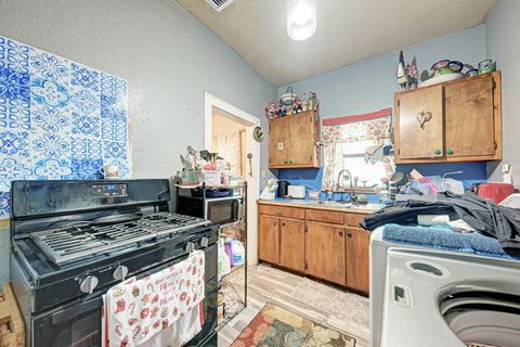 Tiny photo for 1602 Canterbury ST, Austin, TX 78702 (MLS # 9494352)